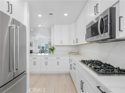 401  Seaward  2  Road, Corona del Mar, CA