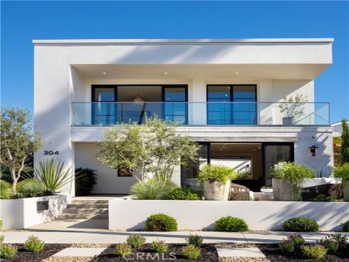 304  Goldenrod   Avenue, Corona del Mar, CA