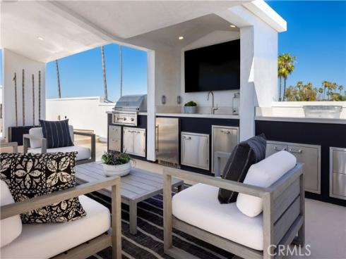 304  Goldenrod   Avenue, Corona del Mar, CA