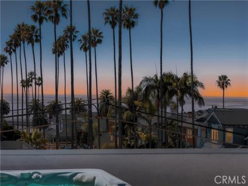 304  Goldenrod   Avenue, Corona del Mar, CA