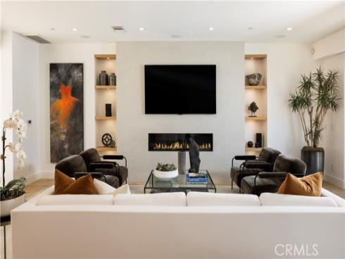 304  Goldenrod   Avenue, Corona del Mar, CA