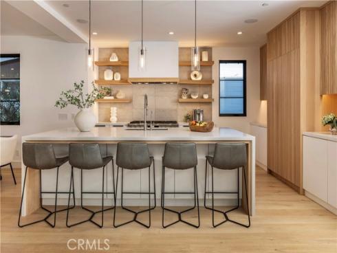 304  Goldenrod   Avenue, Corona del Mar, CA