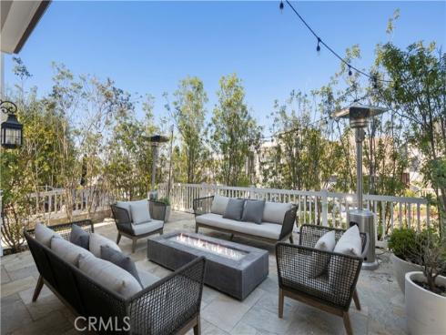 718  Poinsettia   Avenue, Corona del Mar, CA