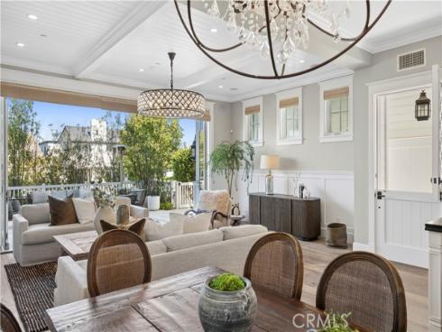 718  Poinsettia   Avenue, Corona del Mar, CA