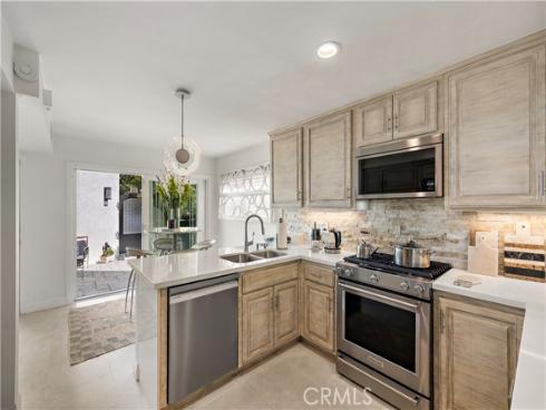 23  Canyon Crest  , Corona del Mar, CA