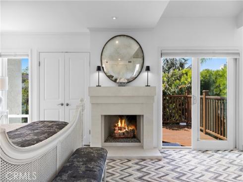 23  Canyon Crest  , Corona del Mar, CA