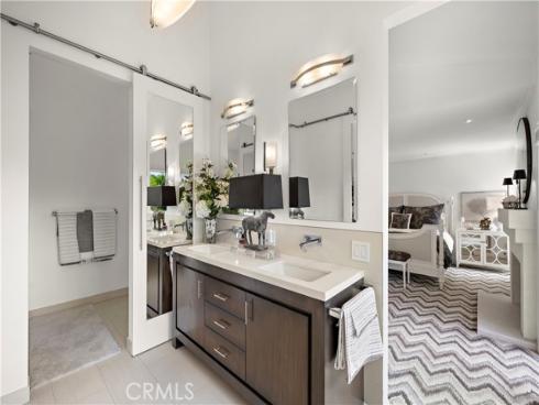 23  Canyon Crest  , Corona del Mar, CA