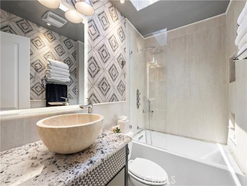 23  Canyon Crest  , Corona del Mar, CA