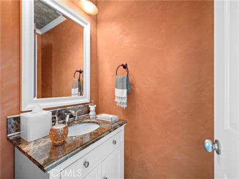 23  Canyon Crest  , Corona del Mar, CA