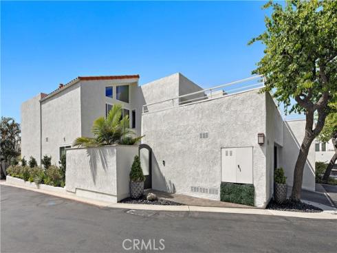 23  Canyon Crest  , Corona del Mar, CA