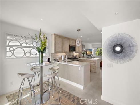 23  Canyon Crest  , Corona del Mar, CA