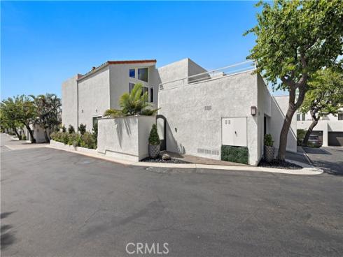 23  Canyon Crest  , Corona del Mar, CA