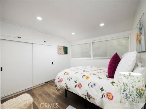 221 Larkspur Avenue, Corona del Mar, CA