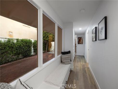 221 Larkspur Avenue, Corona del Mar, CA