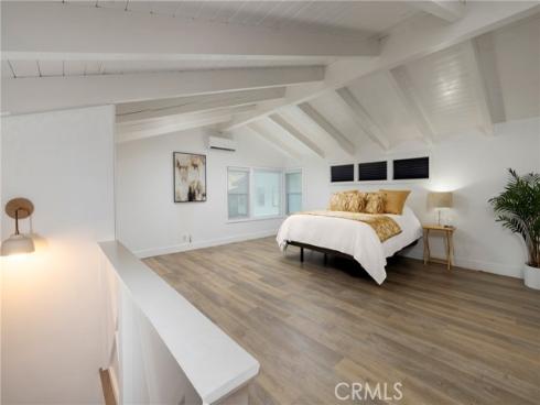 221 Larkspur Avenue, Corona del Mar, CA