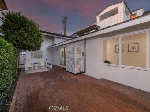 221 Larkspur Avenue, Corona del Mar, CA