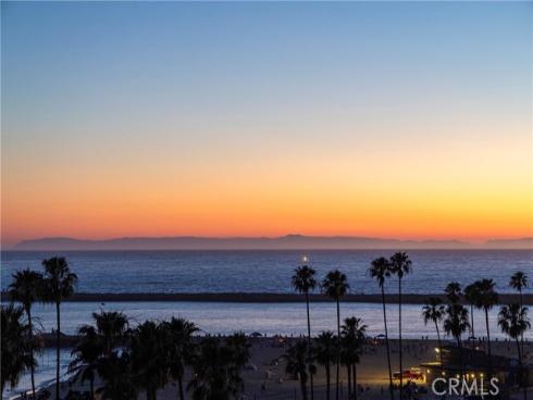 221 Larkspur Avenue, Corona del Mar, CA