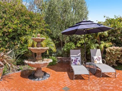 30  Jetty   Drive, Corona del Mar, CA