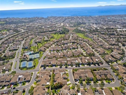 30  Jetty   Drive, Corona del Mar, CA