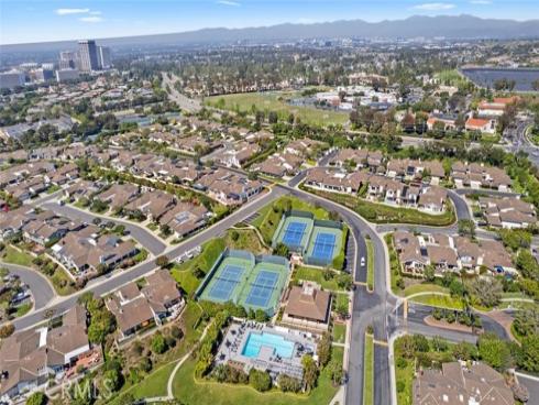 30  Jetty   Drive, Corona del Mar, CA