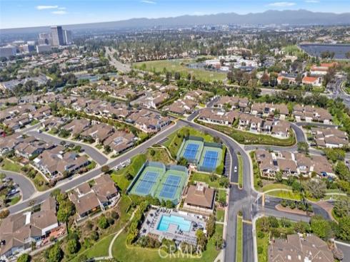 30  Jetty   Drive, Corona del Mar, CA