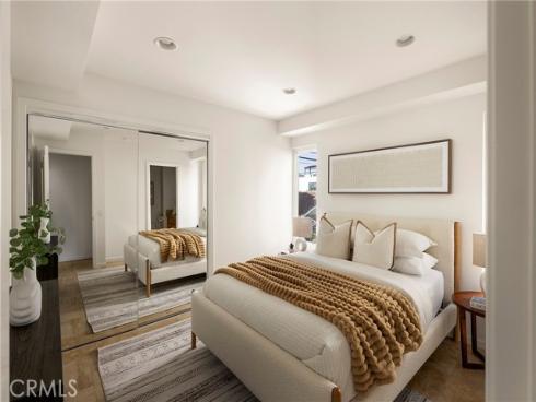 517  Larkspur  , Corona del Mar, CA