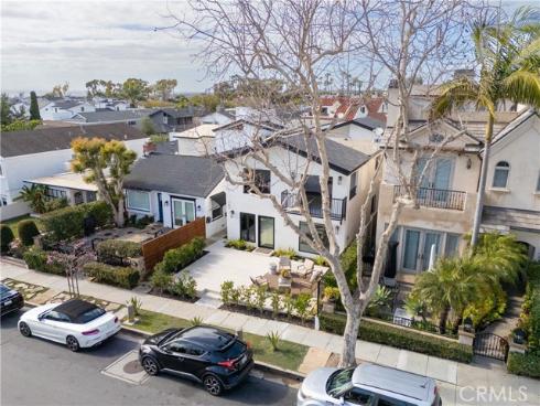 707  Begonia   Avenue, Corona del Mar, CA