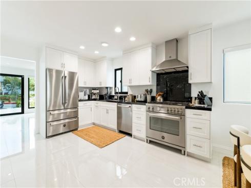 707  Begonia   Avenue, Corona del Mar, CA