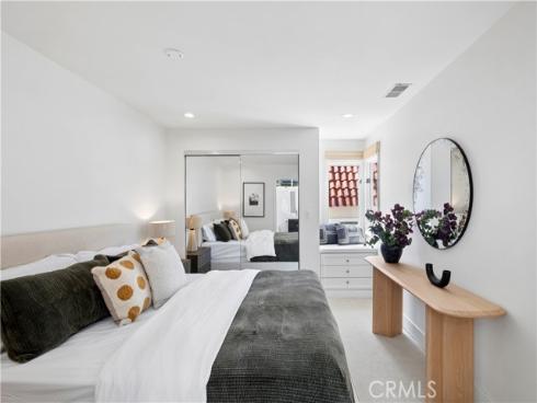 708  Iris  A  Avenue, Corona del Mar, CA