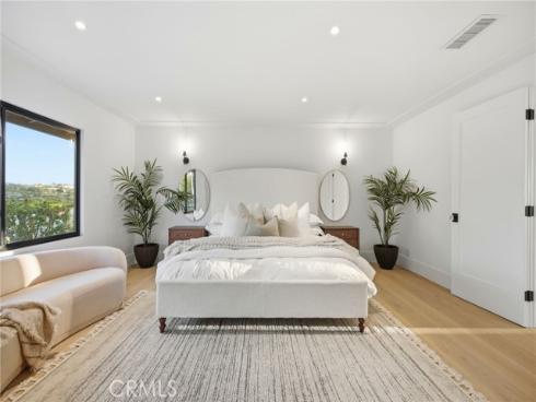 6 Monterey Circle, Corona del Mar, CA