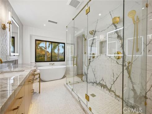 6 Monterey Circle, Corona del Mar, CA