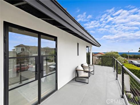 6 Monterey Circle, Corona del Mar, CA