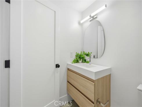 6 Monterey Circle, Corona del Mar, CA