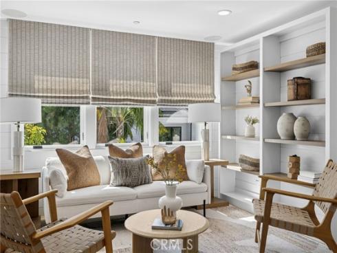 706  Poinsettia  , Corona del Mar, CA