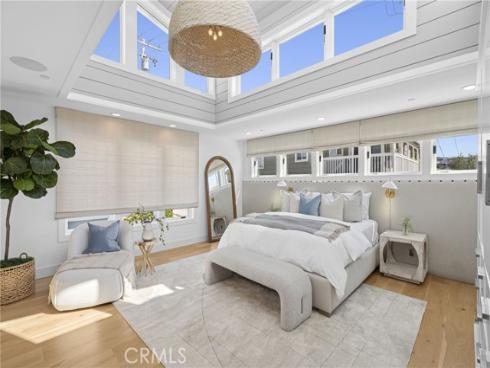 706  Poinsettia  , Corona del Mar, CA