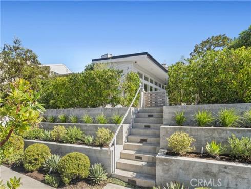 706  Poinsettia  , Corona del Mar, CA