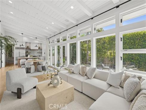 706  Poinsettia  , Corona del Mar, CA