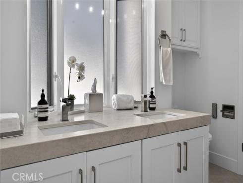 428  Cabrillo  , Corona del Mar, CA