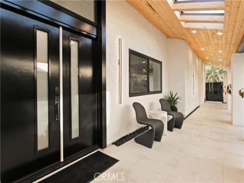 10  White Water   Drive, Corona del Mar, CA