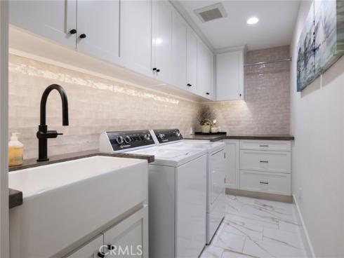 430  Marigold   Avenue, Corona del Mar, CA