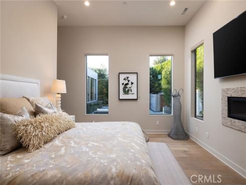 1430  Dolphin   Terrace, Corona del Mar, CA