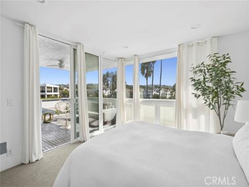 775  Avocado  , Corona del Mar, CA