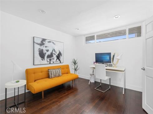 775  Avocado  , Corona del Mar, CA