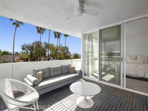 775  Avocado  , Corona del Mar, CA