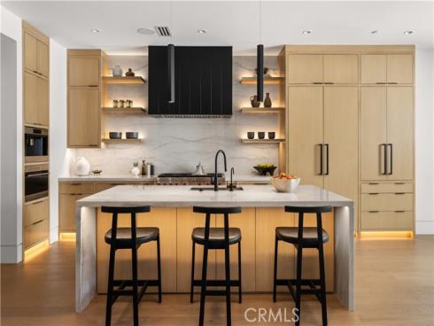 412  Heliotrope  , Corona del Mar, CA