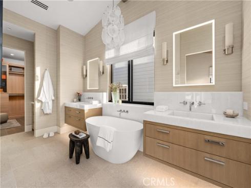 412  Heliotrope  , Corona del Mar, CA