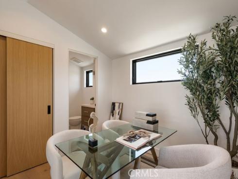 521  Iris   Avenue, Corona del Mar, CA