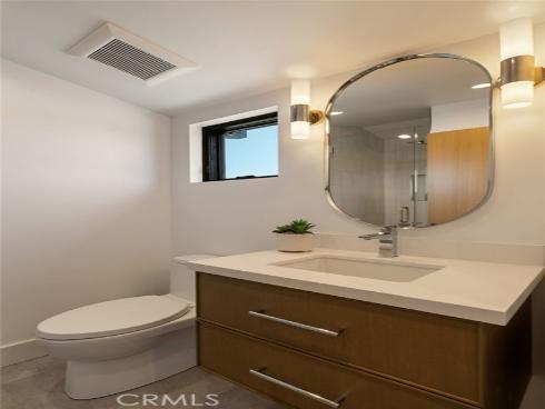 521  Iris   Avenue, Corona del Mar, CA