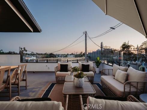 521  Iris   Avenue, Corona del Mar, CA
