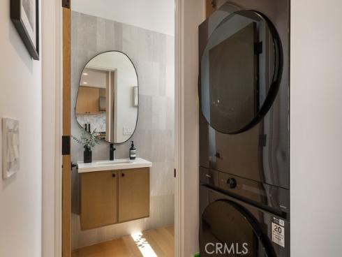 521  Iris   Avenue, Corona del Mar, CA